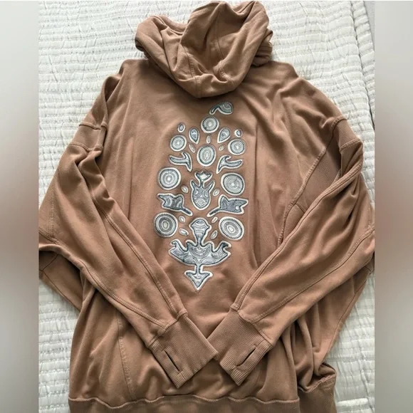 FP Movement Embroidered Logo Zip Up. Size Small - Picture 5 of 9